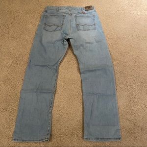 Wranglers Relaxed Boot Cut Jeans 34x32